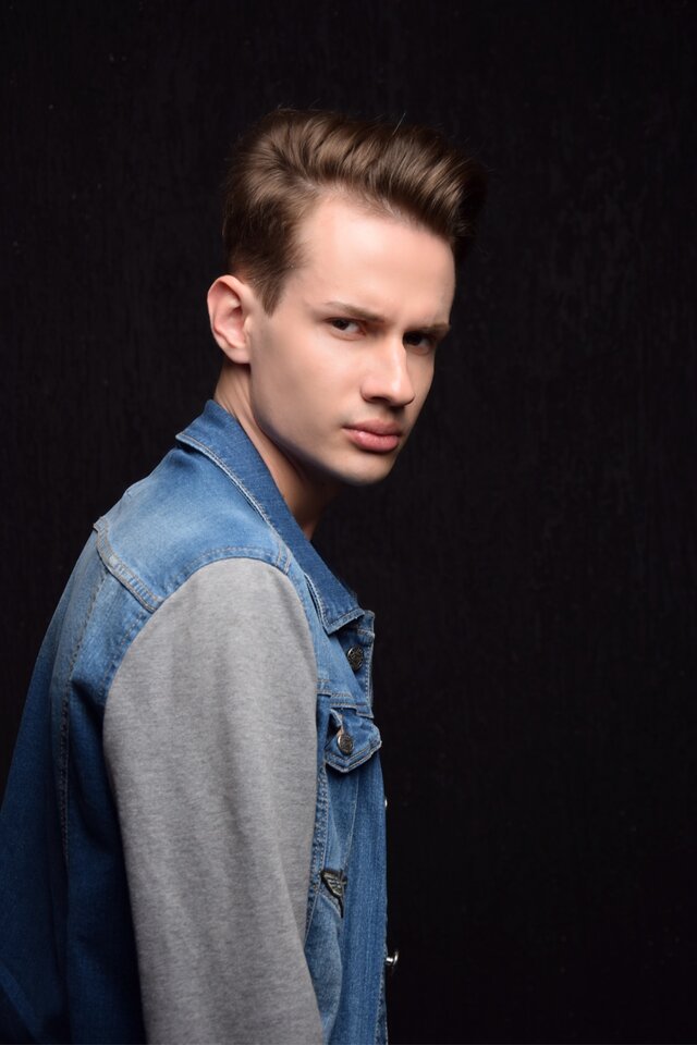 Foto Timur Aprelsky