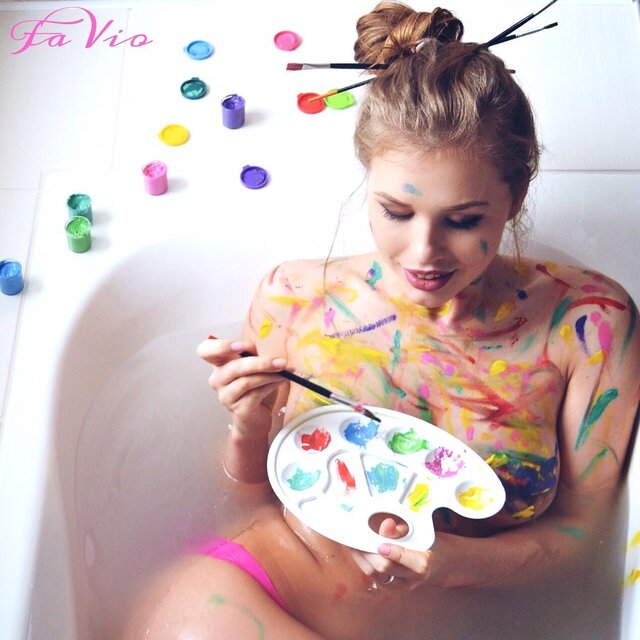 Valeria Faynikova's photo