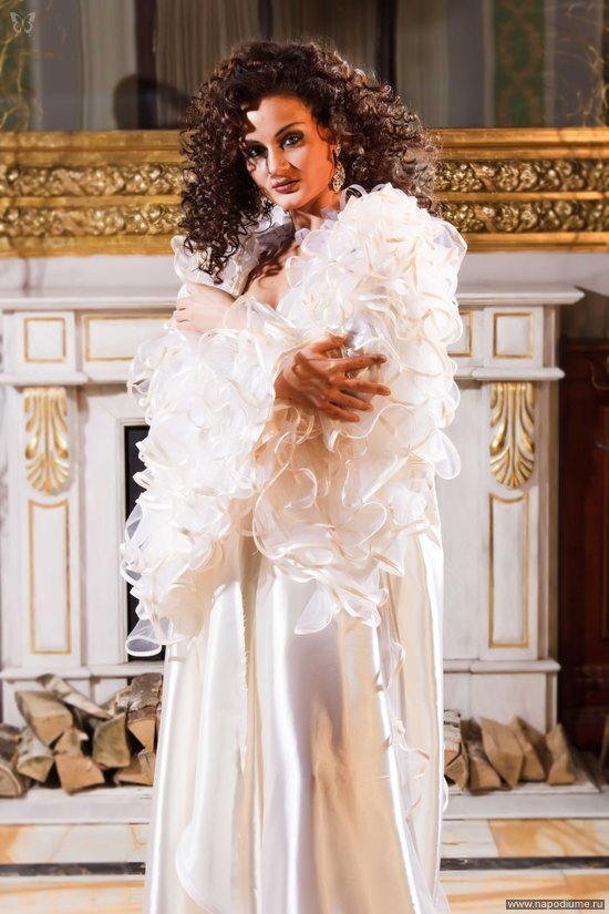 Певица Luise de L`Anvi