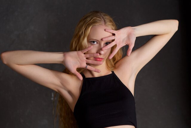 Girl, Portrait, Girlportrait, Russiangirl, Russianmodel, Look, Blonde, Blondgirl, Fingers, Greeneyes, девушка, портрет, портретдевушки, русскаядевушка, русскаямодель, взгляд, взглядсквозьпальцы, пальцы, зеленыеглаза, блондинка, Chrisbegemas