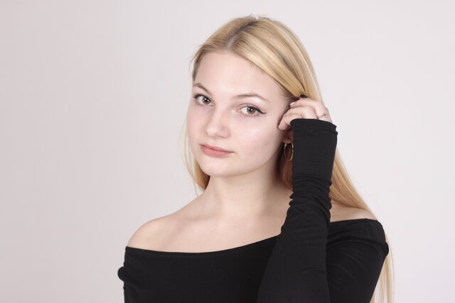 照片Alina Majami