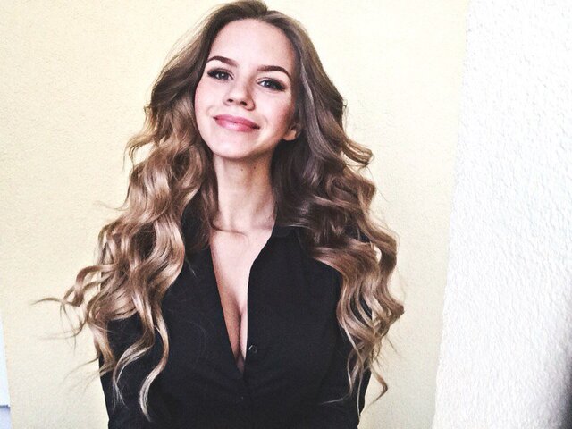 照片Karina Orlova