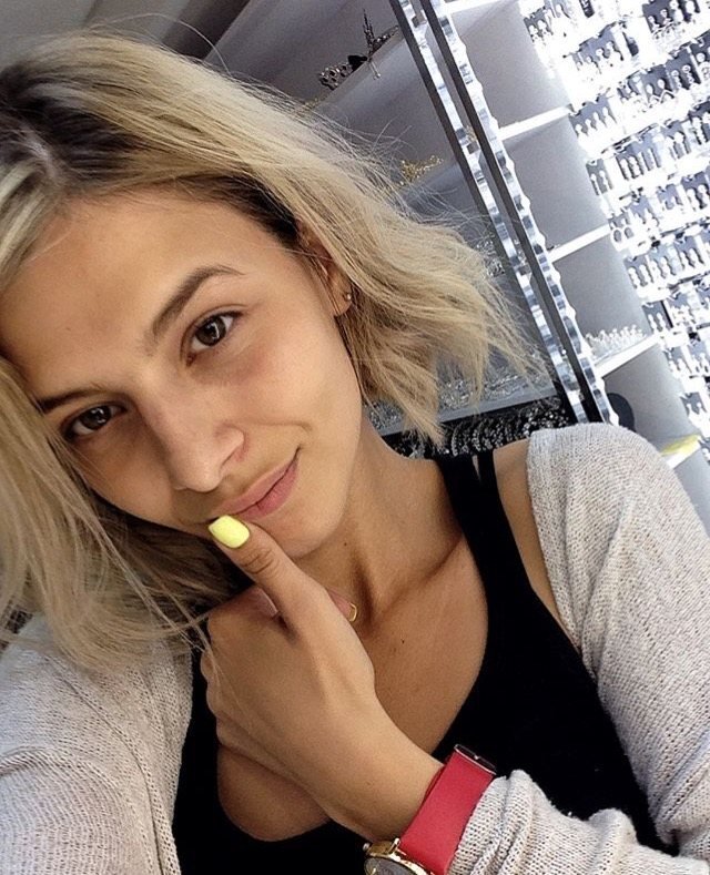 照片Ana Kozuharova