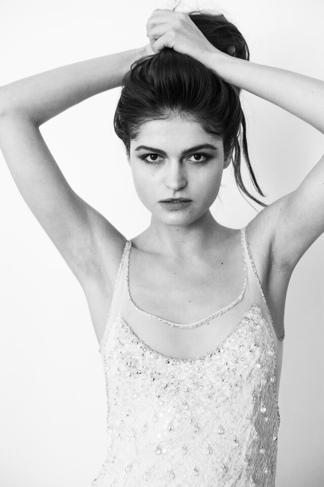White, Face, Black, Lip, Hairstyle, Beauty, Eyebrow, Black-and-white