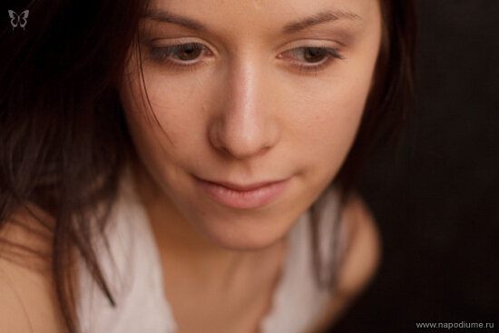Фото Embrace Her