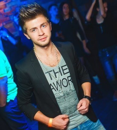 照片Andrej Dateks