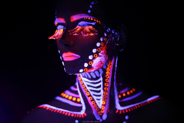 DarkLight