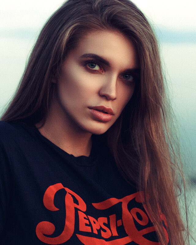 照片Anastasia Simanova