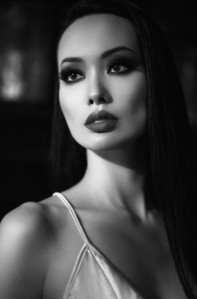 Viki Lee's photo