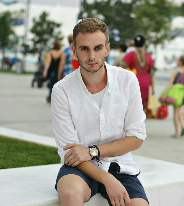 照片Sergej Zvjagin