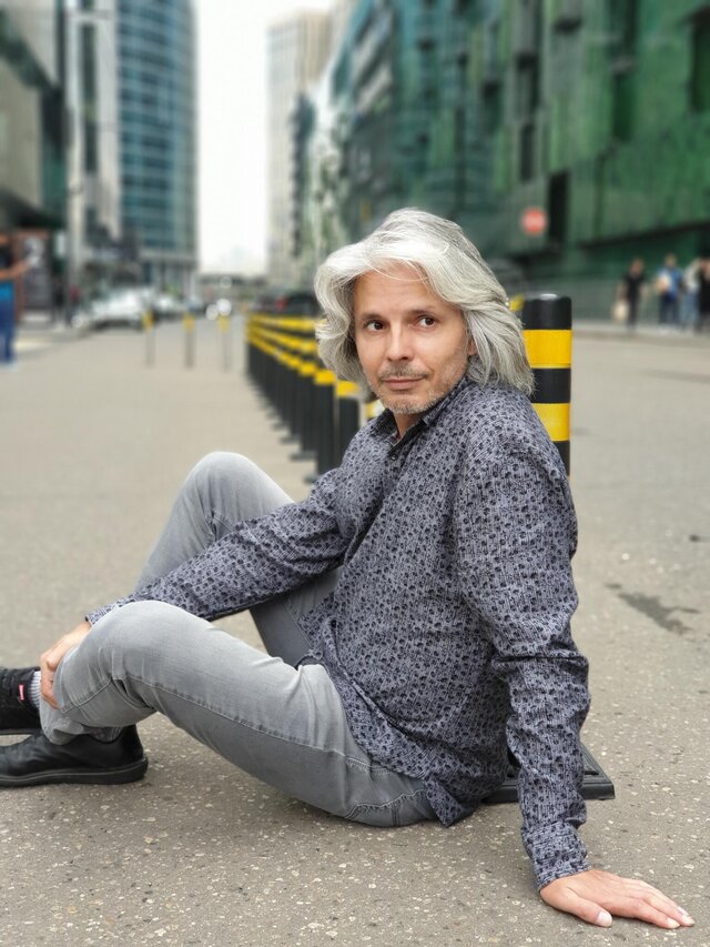 照片Petr Saberov