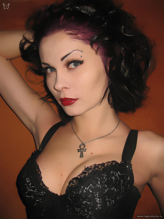 Pin Up