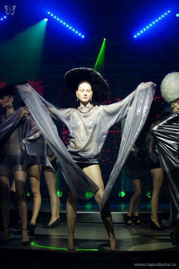 Фото ANATOLY STYLIST MAKE-UP MODEL