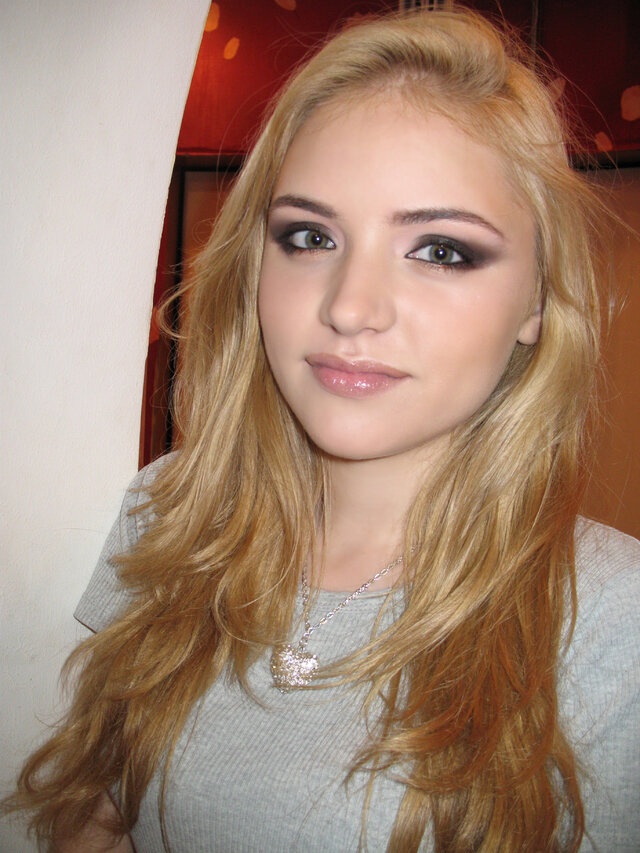 照片Lyubov