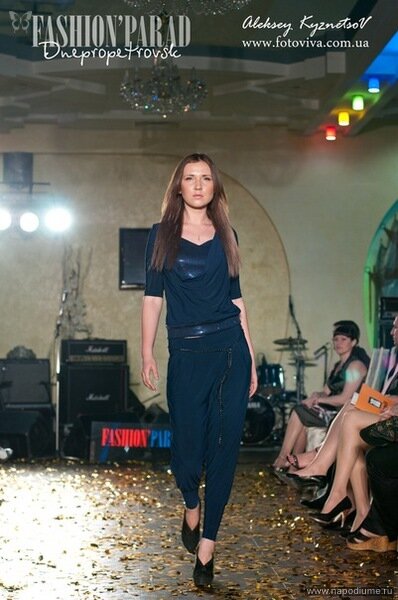 Fashion Parad показ магазина женской одежды "Vaide"