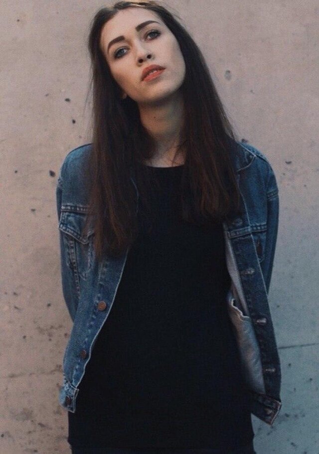 照片Julija Brik