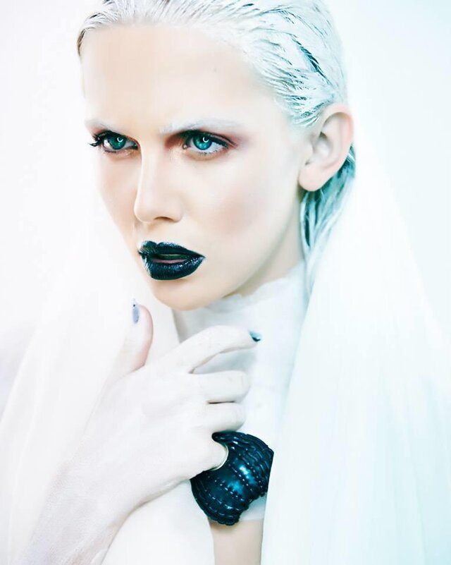 Foto juliet semenyuk