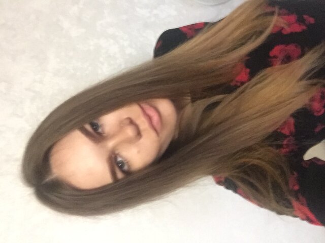 照片Ulia Burova