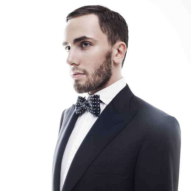Photographer: Lika Kalandadze Style & Hairstyle: Lusy Kogan