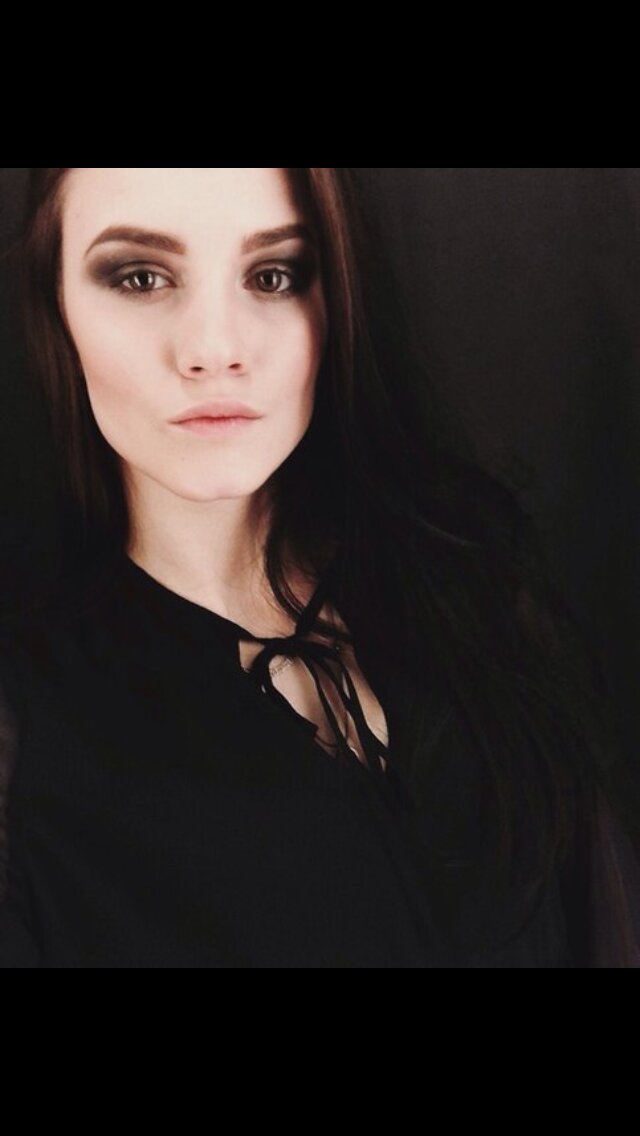 照片Anna Ermosina
