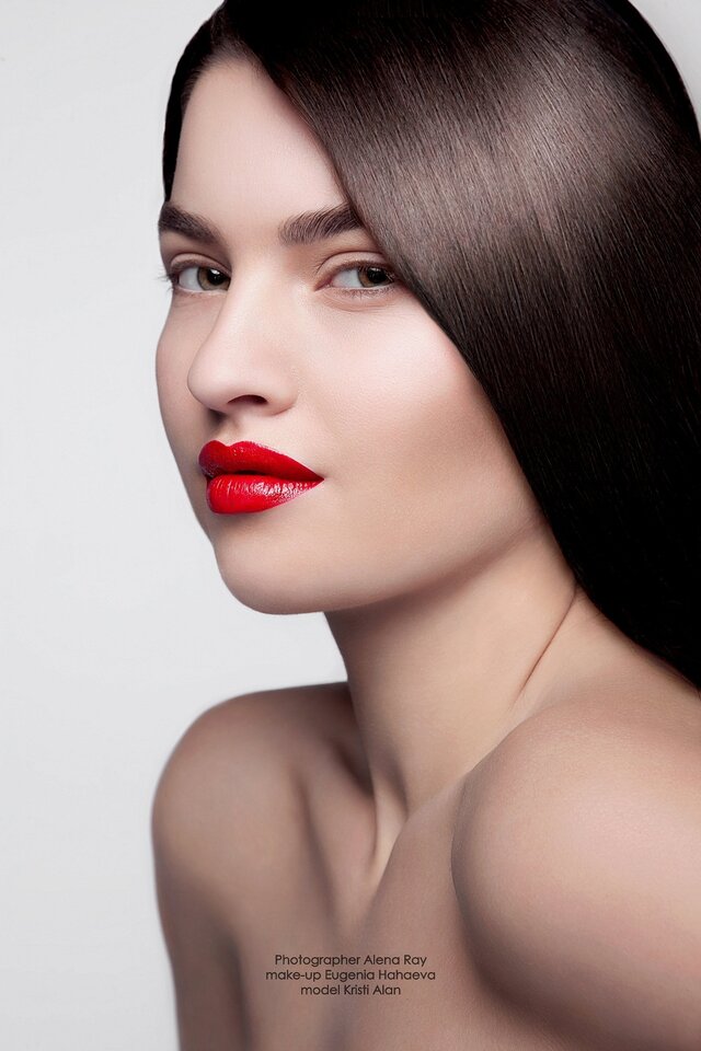 Alena Ray's photo