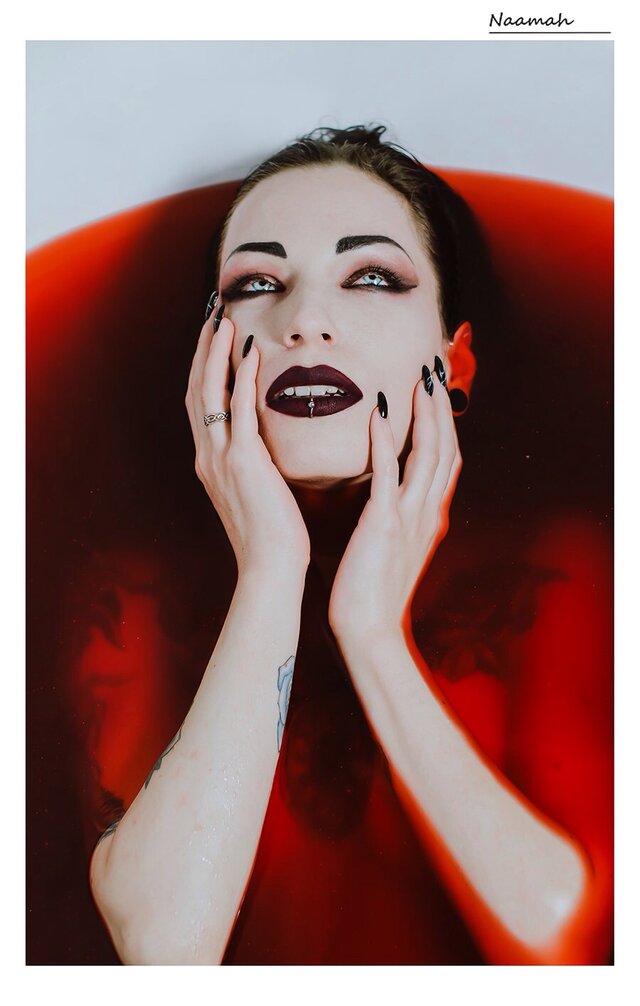 By Naamah Kaoskult