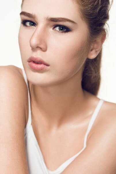 Olya Poya's photo