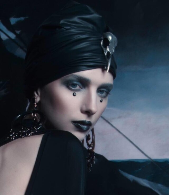 My makeup, ph Rocco, md Anna Avramenko, designer KatanaLine, brooch Sergey Zhernov