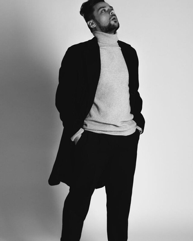 照片Andrej Tolok