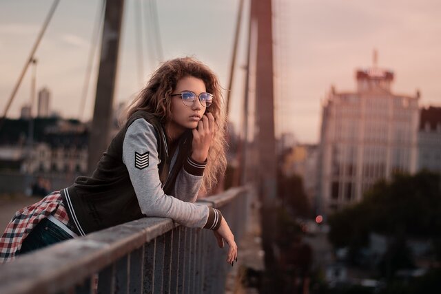 Beauty, Fashion, Eyewear, Glasses, Street fashion, Long hair, Smile, Travel, Sunglasses
