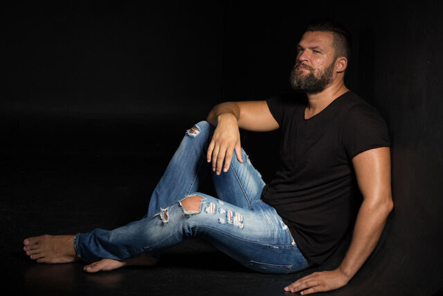 MAKSIM KOLESNIChENKO's photo