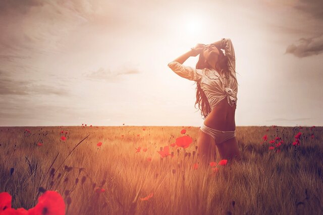 Tanya Teee's photo