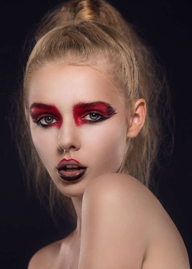 Nadezda Mastic's photo