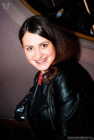 Сама я называю это фото "Настоящая,что ни на есть матрешка"=)Ноябрь 2009г.
