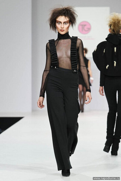 Volvo Fashion Week 2011. Показ коллекции "Заметая следы" Т.Гордиенко