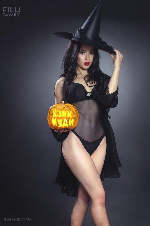 Фото Изабелла Комарова
