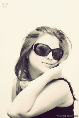 --------- ___'s photo