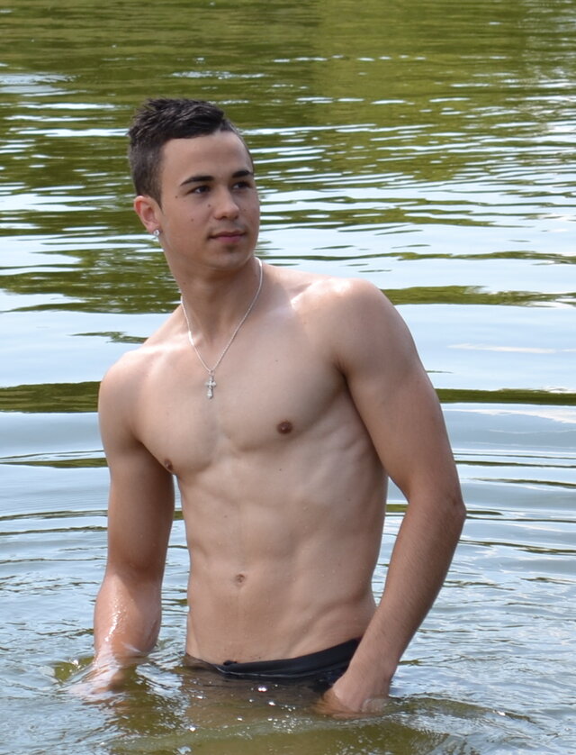 照片Maksim Bescennij