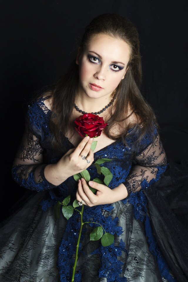 Blue, Lady, Red, Beauty, Green, Lip, Fashion, Hairstyle