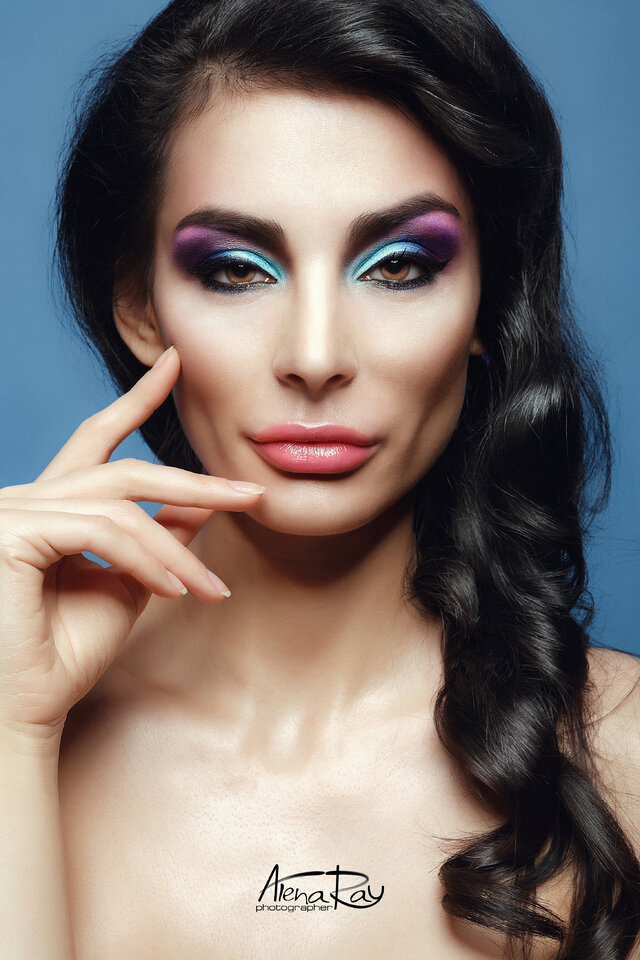 Alena Ray's photo