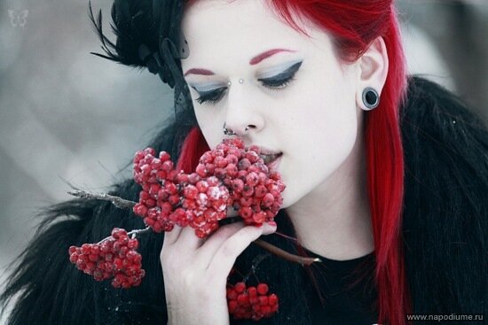 Ana Zombi's photo