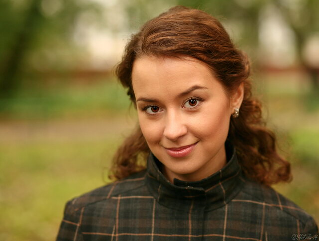 актриса Наташа Русинова