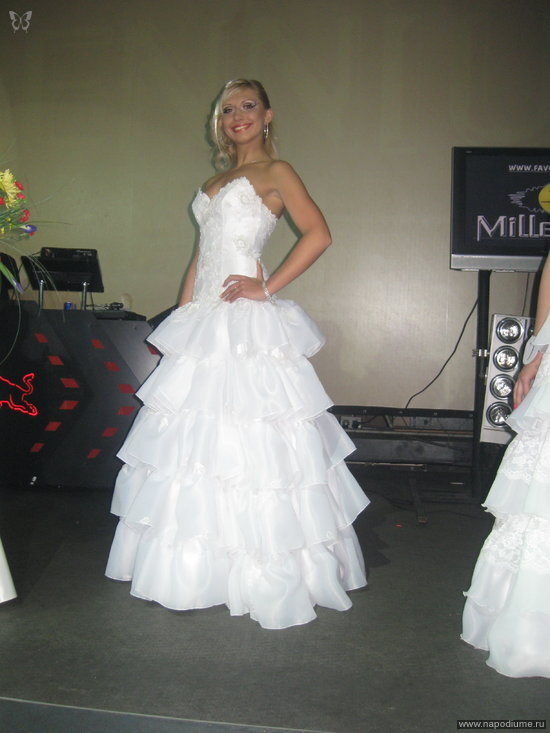 ALENA POPOVIC's photo