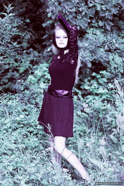 Mourning Woman