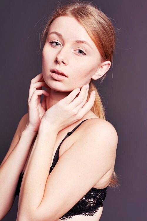 Фото Nastya Tolstenyova