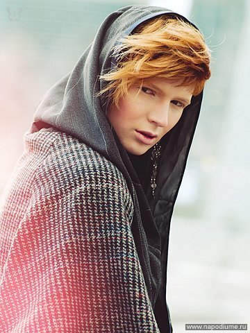 фото - Виталий Сеченов
стилист съёмки - Аня Ярым
fashion-дизайнер - Ekaterina Sholomova