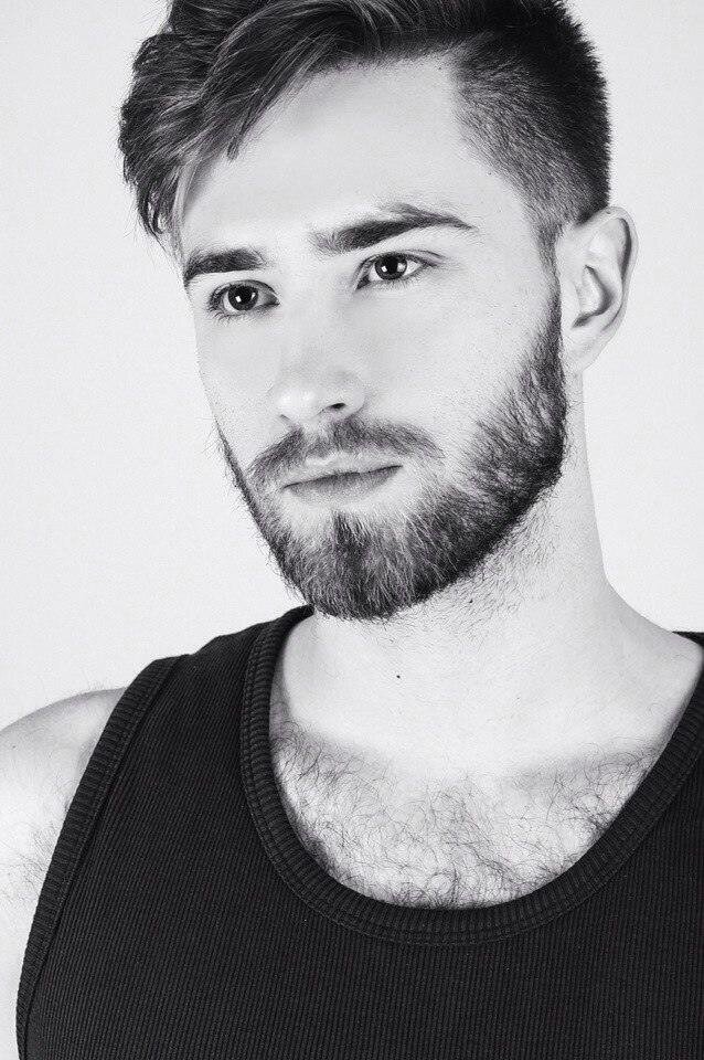 Фото Viktor Romanenko