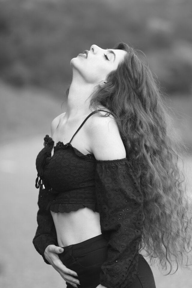 Anzelika Avoan's photo
