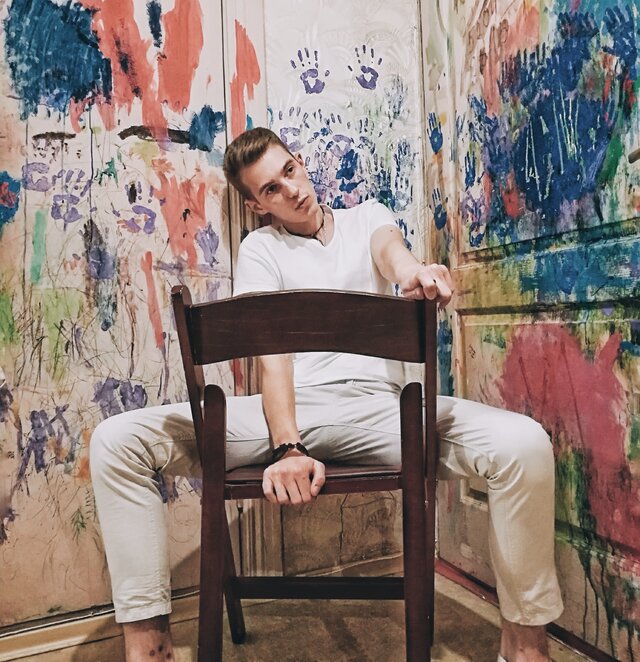 照片Aleksandr Denisov