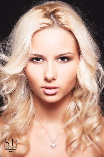 照片Nika Krajushkina